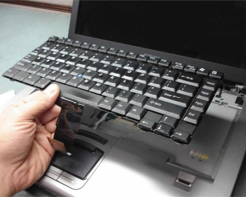 Kiểm tra laptop cũ khi mua